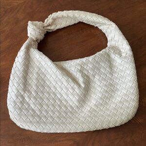 Elegant Cream Woven Urban Expressions handbag!